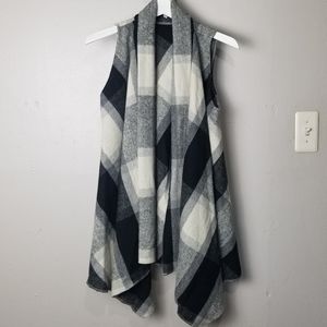 Piko 1988 buffalo plaid draped vest size M